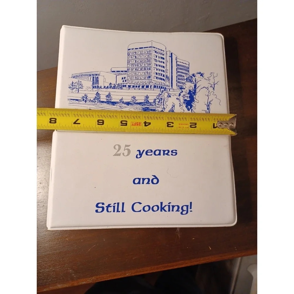 Vintage UConn Health Center Cookbook 25 Years and Still‎ Cooking 1994 Binder 90s